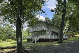 177 Purple Martin Dr, Bushkill, PA 18324 - Photo 3