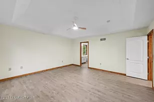 564 Cayuga Dr, Tobyhanna, PA 18466 - Photo 37