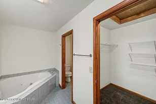 564 Cayuga Dr, Tobyhanna, PA 18466 - Photo 43