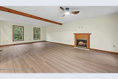  564 Cayuga Drive, Tobyhanna, PA 18466 - Photo 17