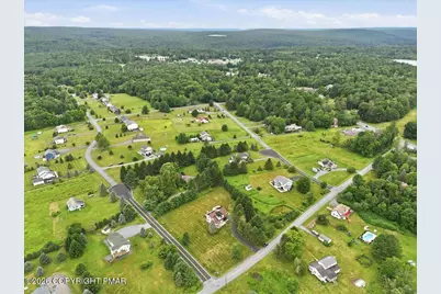 303 Sir Bradford Road, Pocono Lake, PA 18347 - Photo 89