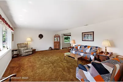  503 Collins Avenue, Portland, PA 18351 - Photo 9