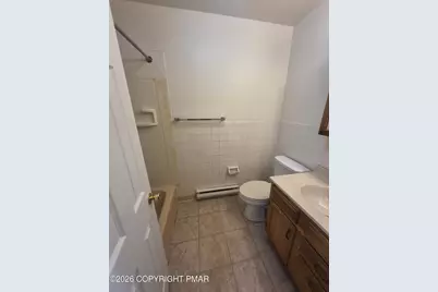  404 Woodcliff Avenue #1-202, Stroudsburg, PA 18360 - Photo 5
