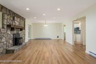 5966 Decker Rd, Bushkill, PA 18324 - Photo 11