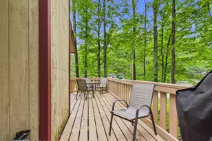 2060 Lehigh Dr, Pocono Lake, PA 18347 - Photo 37
