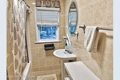  108 Resers Way, Dingmans Ferry, PA 18328 - Photo 21
