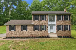 112 Red Cherry Ln, Stroudsburg, PA 18360 - Photo 3