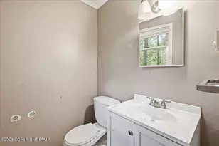 337 Oak Hill Rd, Hawley, PA 18428 - Photo 15
