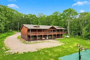 121 Whispering Pnes, Freeland, PA 18224 - Photo 59