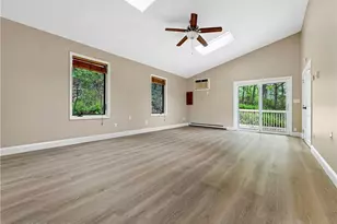 854 Lower Mountain Dr, Effort, PA 18330 - Photo 5