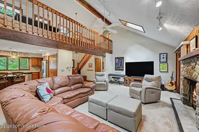  6135 Lakeview Drive, Pocono Pines, PA 18350 - Photo 7