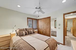 6135 Lakeview Dr, Pocono Pines, PA 18350 - Photo 19