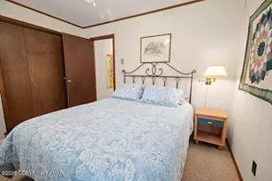 2435 Overlook Ln, Pocono Pines, PA 18350 - Photo 17
