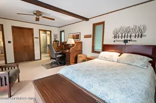 2435 Overlook Ln, Pocono Pines, PA 18350 - Photo 27