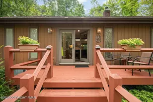 2435 Overlook Ln, Pocono Pines, PA 18350 - Photo 3