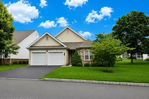 2757 Terrwood Dr, Macungie, PA 18062 - Photo 1
