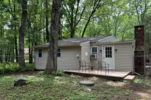 3233 Pocono Dr, East Stroudsburg, PA 18302 - Photo 3