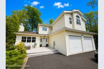  113 St Regis Walk, Tobyhanna, PA 18466 - Photo 5