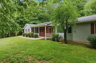 209 Foothill Blvd, Effort, PA 18330 - Photo 3