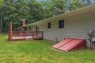 209 Foothill Blvd, Effort, PA 18330 - Photo 11