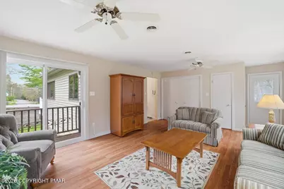 8495 Bumble Bee Way, Tobyhanna, PA 18466 - Photo 7