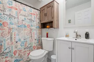 1328 Kensington Dr, East Stroudsburg, PA 18301 - Photo 31