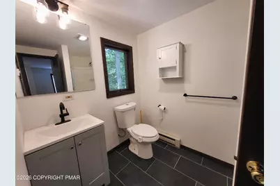  548 Clubhouse Drive, East Stroudsburg, PA 18302 - Photo 19