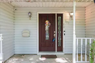 122 Edgewood Ln, Kunkletown, PA 18058 - Photo 3