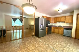 2457 Nelson Dr, Effort, PA 18330 - Photo 5