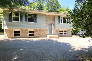 2457 Nelson Dr, Effort, PA 18330 - Photo 1