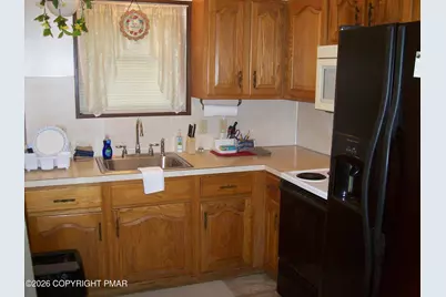  324 Whippoorwill Drive, Bushkill, PA 18324 - Photo 11
