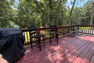 4469 Pine Ridge Dr, Bushkill, PA 18324 - Photo 9