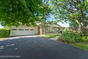 1657 Clearview Rd, Coplay, PA 18037 - Photo 3