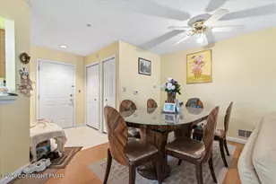 5 Village Dr, Stroudsburg, PA 18360 - Photo 5