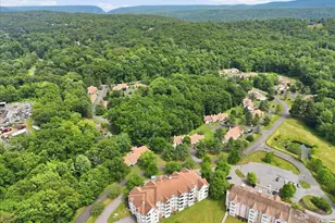 5 Village Dr, Stroudsburg, PA 18360 - Photo 37