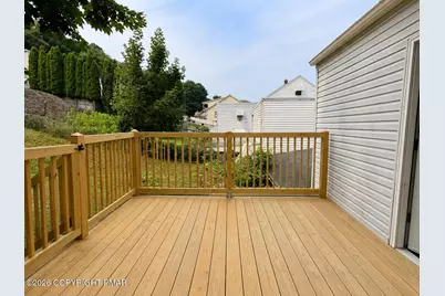  142 W Bacon Street, Pottsville, PA 17901 - Photo 45
