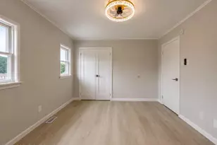 142 W Bacon St, Pottsville, PA 17901 - Photo 33