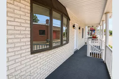  142 W Bacon Street, Pottsville, PA 17901 - Photo 5