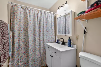  114 Hyland Drive, East Stroudsburg, PA 18301 - Photo 21