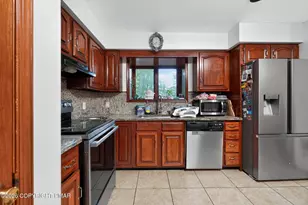 114 Hyland Dr, East Stroudsburg, PA 18301 - Photo 13