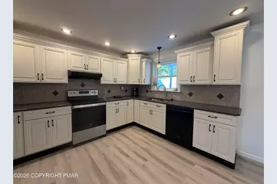  169 E Catawissa Street, Nesquehoning, PA 18240 - Photo 5