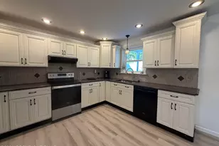 169 E Catawissa St, Nesquehoning, PA 18240 - Photo 5