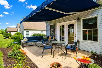  46 Glenmoor Circle, Easton, PA 18045 - Photo 3
