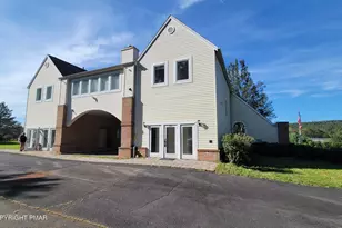 115 Imperial Dr, East Stroudsburg, PA 18302 - Photo 3