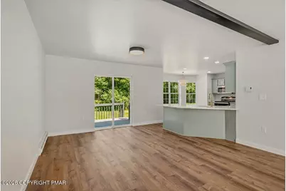  167 Bull Run, Long Pond, PA 18334 - Photo 7