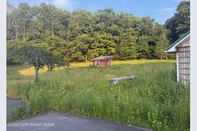  134 Pine Grove Road, Newfoundland, PA 18445 - Photo 7
