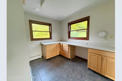  134 Pine Grove Road, Newfoundland, PA 18445 - Photo 15