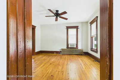  126 E Brown Street, East Stroudsburg, PA 18301 - Photo 9
