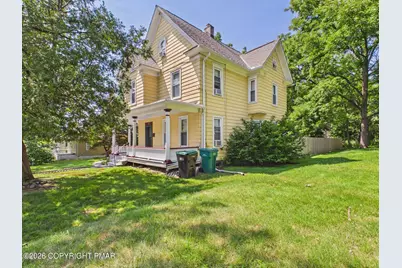  126 E Brown Street, East Stroudsburg, PA 18301 - Photo 3