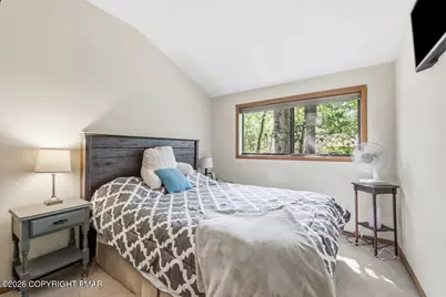  456 Maxatawny Drive, Pocono Lake, PA 18347 - Photo 15